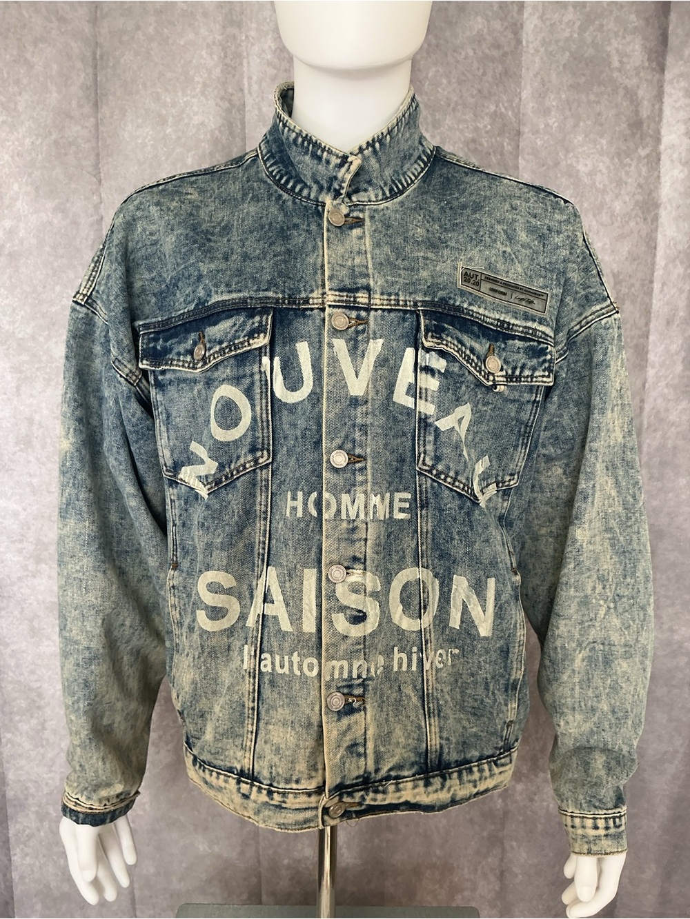 Boohoo Acid Wash Blue Denim Jacket with White Graphic